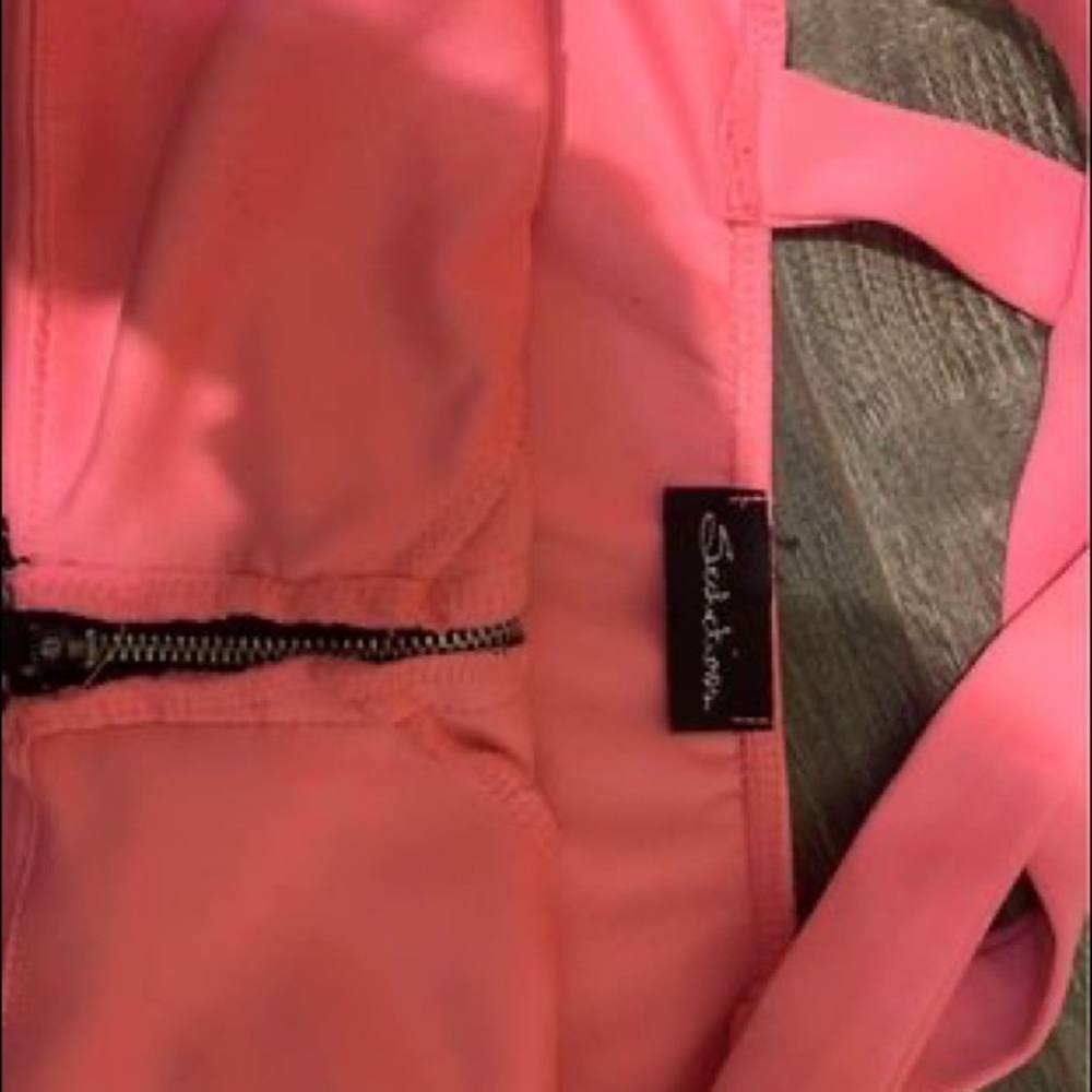 Pink crop top